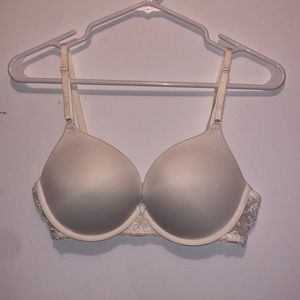 Maidenform Bra